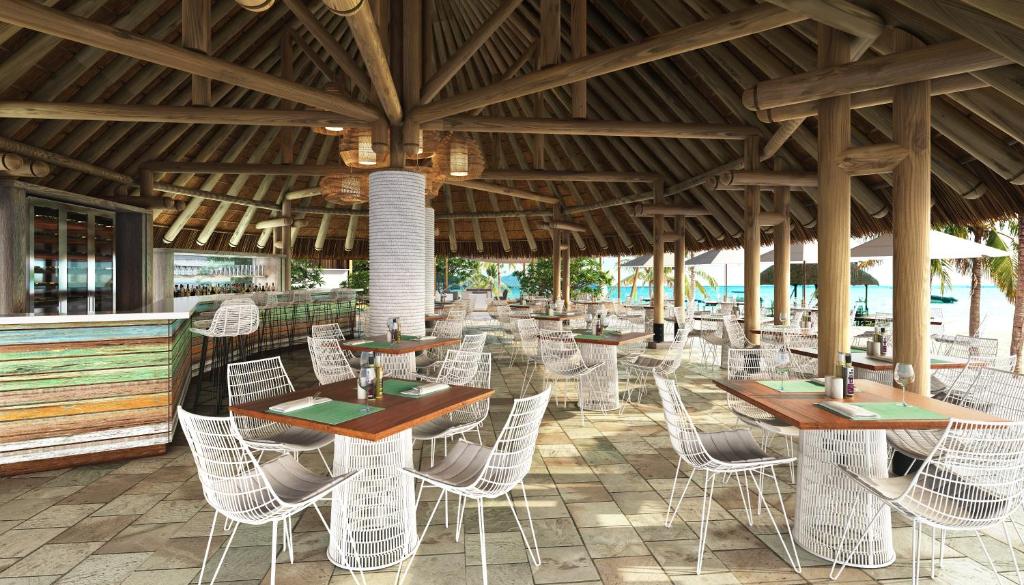 restaurant hotel la pirogue